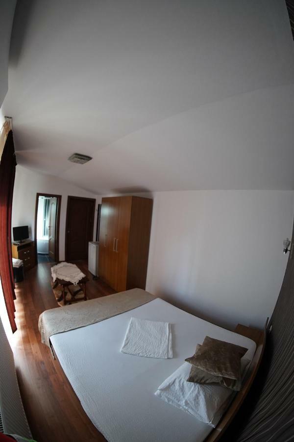Vila Trandafir Constanţa Esterno foto