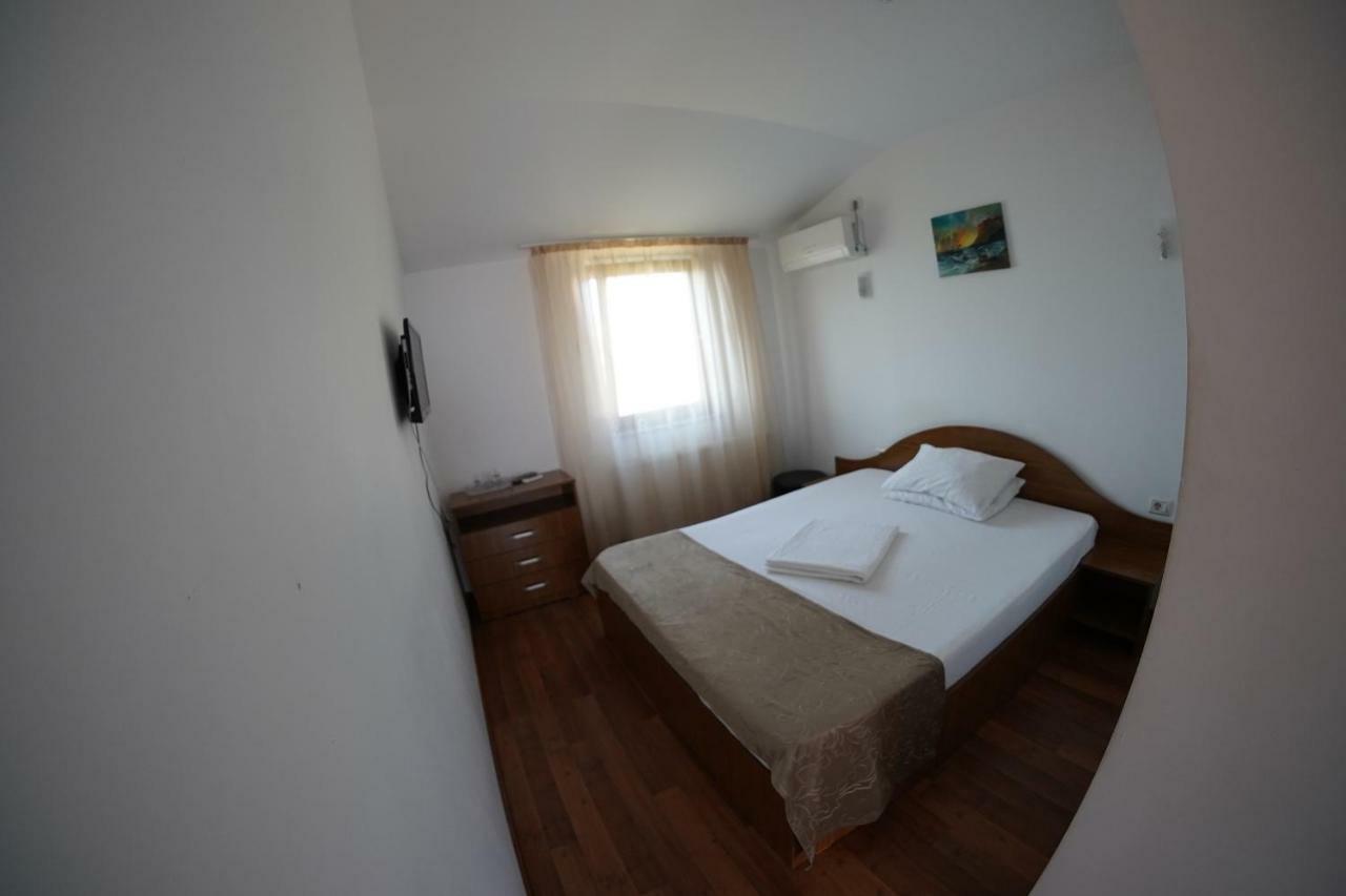 Vila Trandafir Constanţa Esterno foto